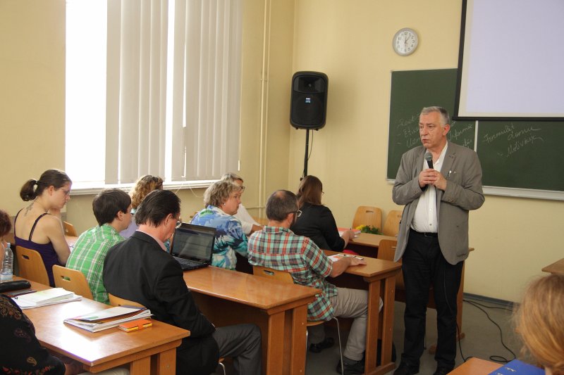 Latvijas Universitātes Kuratoru tālākizglītības programmas absolventu izlaidums. LU prorektora eksakto, dzīvības un medicīnas zinātņu jomā prof. Valda Segliņa uzruna.