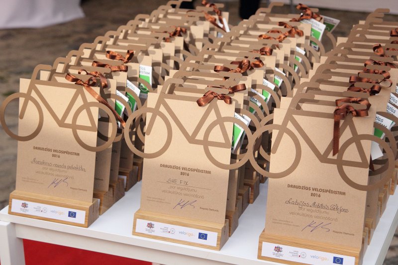 «Eiropas mobilitātes nedēļas» ietvaros notiekošā konkursa «Draudzīgs velosipēdistam» laureātu apbalvošana. null