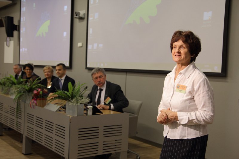 Otrā Starptautiskā zinātniskā konference «Uzturs un veselība». Konferences vadītāja asoc. prof. Ida Jākobsone.