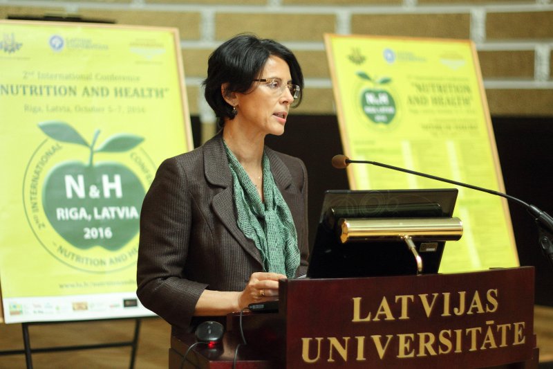 Otrā Starptautiskā zinātniskā konference «Uzturs un veselība». Pasaules Veselības organizācijas pārstāve Latvijā Aiga Rūrāne.