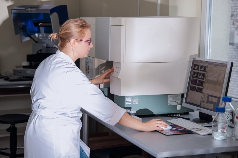 Latvijas Universitātes Bioloģijas fakultātes laboratorijā. null