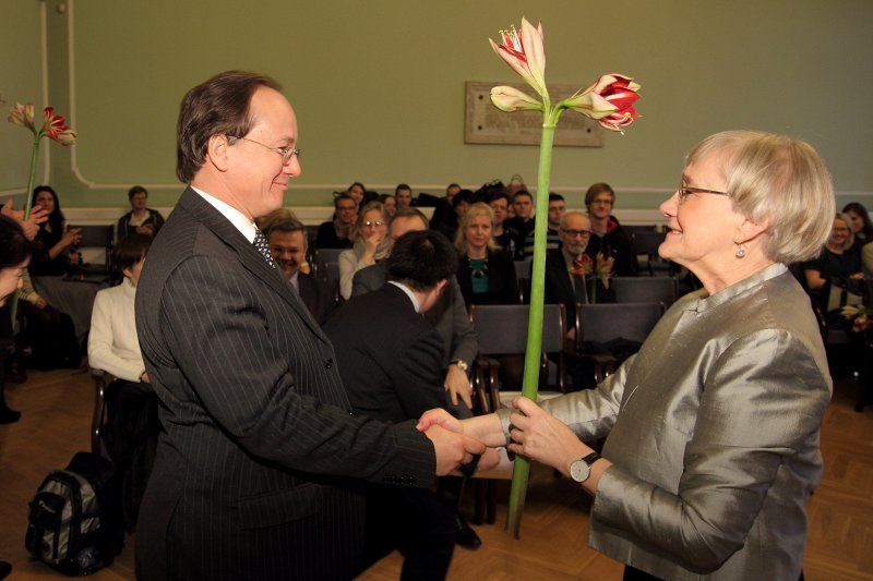 Latvijas Universitātes Humanitāro zinātņu Āzijas studiju nodaļas 25 gadu svinības. null