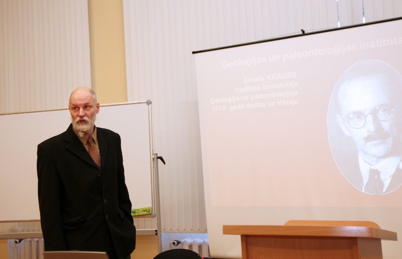 Latvijas Universitātes 75. konference, Zinātņu vēstures un muzejniecības sekcijas sēde. Māris Rudzītis.