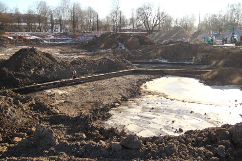 Vēsturiskā Kobronskansts cietokšņa fragments, kas atsegts arheoloģiskajos izrakumos pie Latvijas Universitātes Dabaszinātņu akadēmiskā centra. null