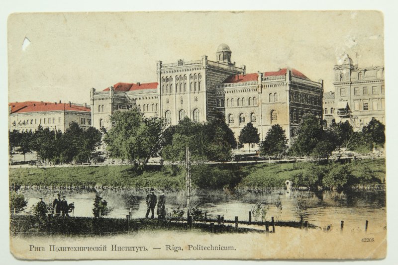 1907. g. pastkarte ar Rīgas Politehniskā institūta ēku (tagad - Latvijas Universitātes galvenā ēka). null