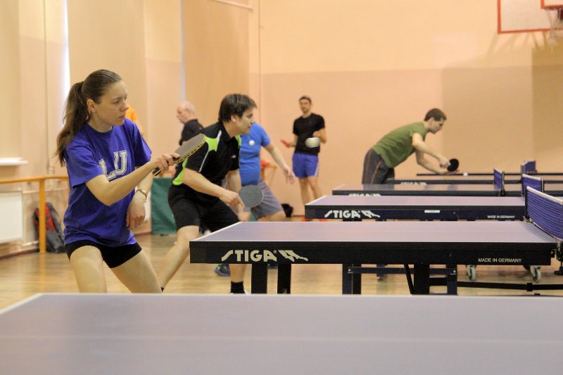 Galda tenisa treniņš Latvijas Universitātē. null