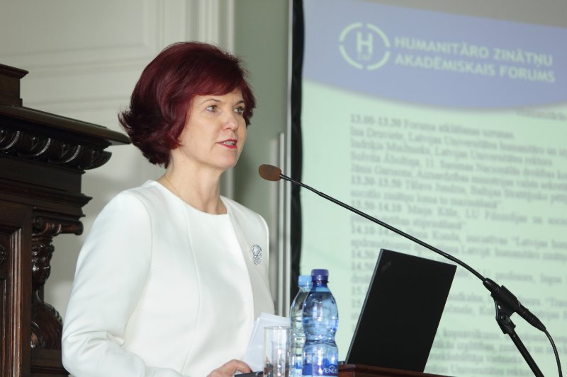 Otrais Humanitāro zinātņu akadēmiskais forums. 11. Saeimas Nacionālās drošības komisijas priekšsēdētāja Solvita Āboltiņa.