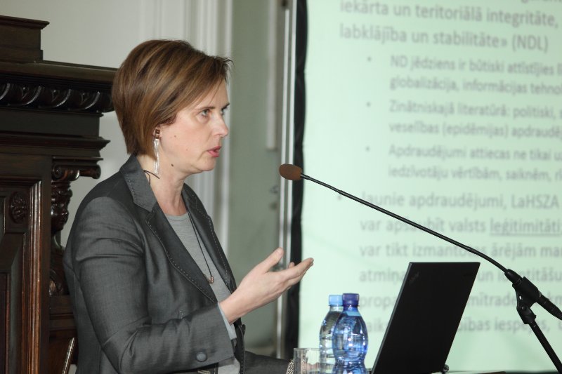 Otrais Humanitāro zinātņu akadēmiskais forums. Iniciatīvas 'Latvijas humanitāro un sociālo zinātņu aizstāvībai' līdzdibinātāja Ilona Kunda.