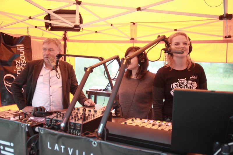 Latvijas Universitātes Radio NABA piedalās sarunu festivālā «Lampa» Cēsīs. null