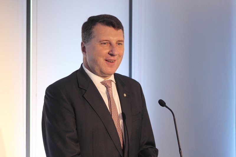 Latvijas Universitātes un Microsoft Inovāciju centra atklāšana (Kalpaka bulvārī 4). Valsts prezidents Raimonds Vējonis.