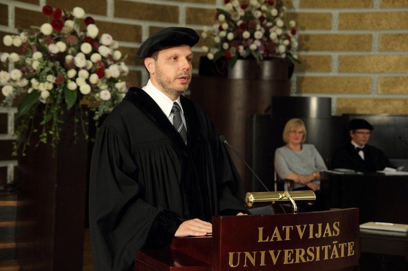Latvijas Universitātes 98. gadadienai veltīta LU Senāta svinīgā sēde. Doktoru promocijas ceremonija. null