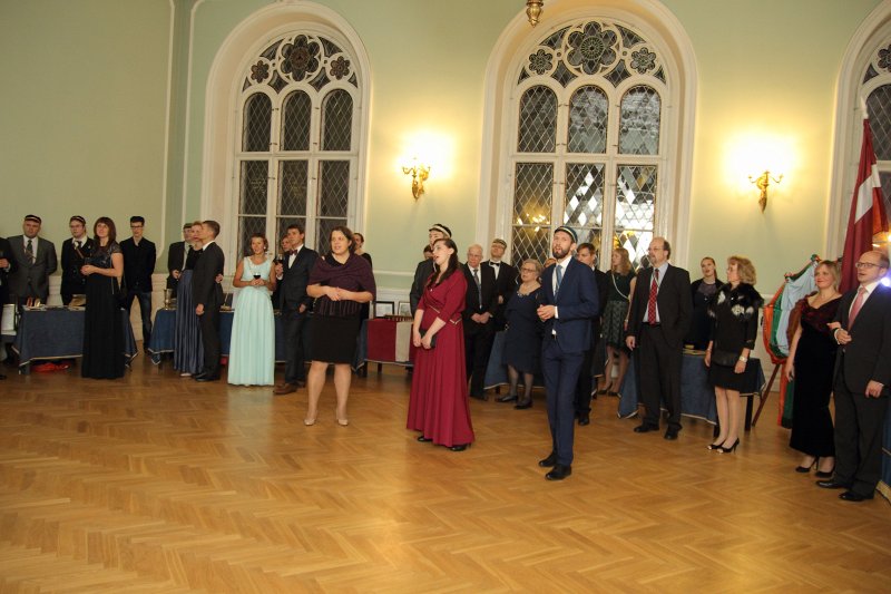 Latvijas Universitātes 98. gadadienai veltīta balle. null