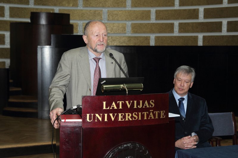 Latvijas Universitātes Astronomijas institūta organizētā Starptautiskā lāzerlokācijas konference «Improwing ILRS Performance to Meet Future GGOS Requirements». LU Atomfizikas un spektroskopijas institūta vadošais pētnieks Arnolds Ūbelis.