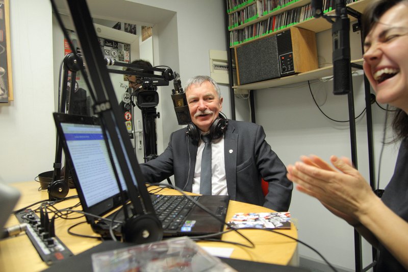 Latvijas radio 6 - Latvijas Universitātes radio NABA 15. gadadienā studijā viesojas LU rektors prof. Indriķis Muižnieks. null