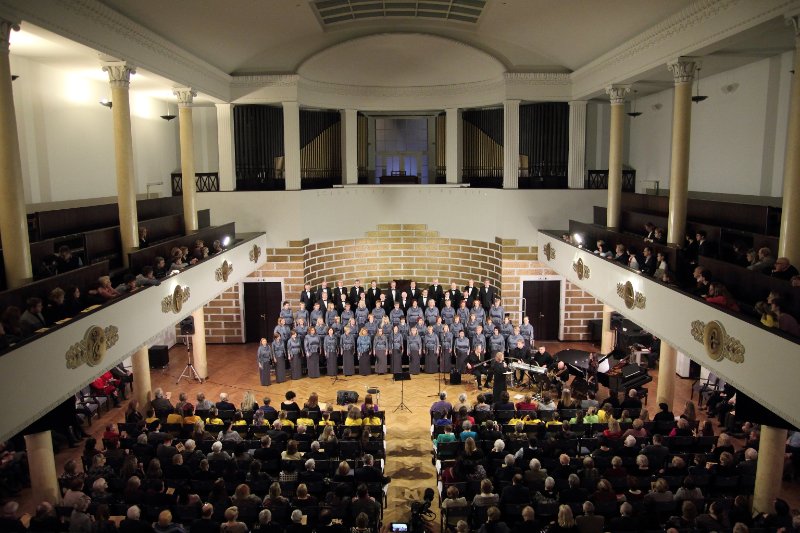 Imanta Kalniņa dziesmu koncerts «Dziesma, ar ko tu sācies?». Latvijas Universitātes absolventu koris «Jubilate».