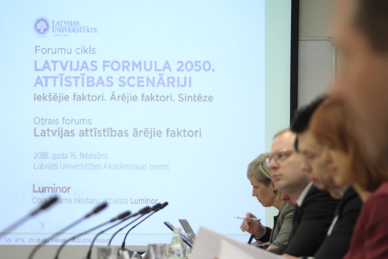 Latvijas Universitātes forumu cikla «Latvijas formula 2050. Attīstības scenāriji» otrais forums «Latvijas attīstības ārējie faktori». null