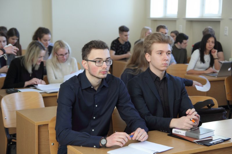 Pasākums «Studenta kurpēs» Latvijas Universitātes Juridiskajā fakultātē. null