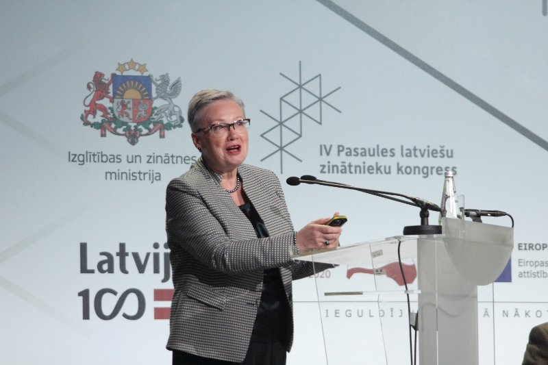 IV Pasaules latviešu zinātnieku kongress, forums «Latvijas Formula 2050». Prof. Žaneta Ozoliņa.