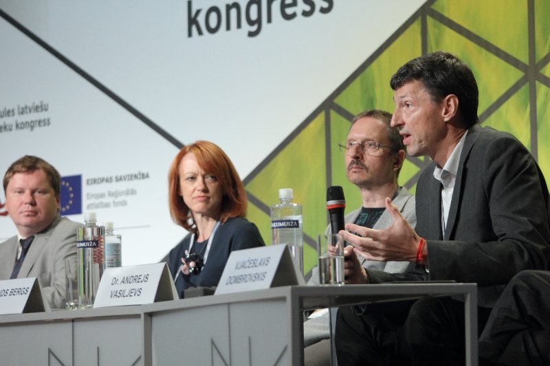 IV Pasaules latviešu zinātnieku kongress, forums «Latvijas Formula 2050». Tilde valdes priekšsēdētājs Andrejs Vasiļjevs.