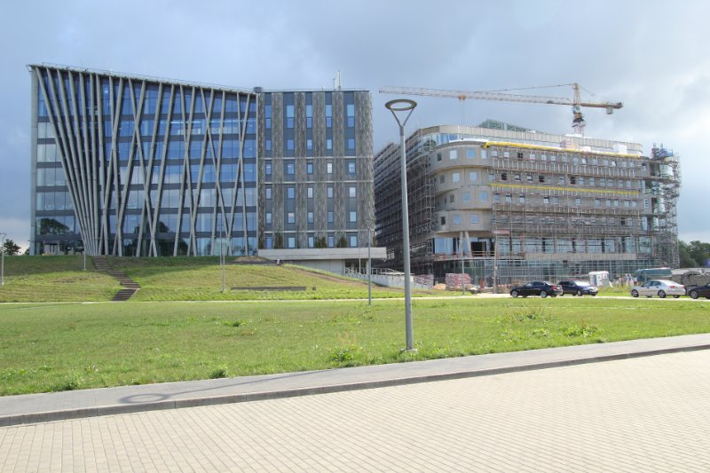 Latvijas Universitātes Akadēmiskā centra Zinātņu mājas būvniecība. null