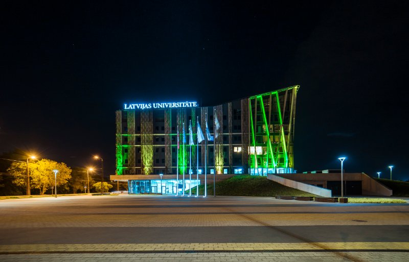 Latvijas Universitātes Dabas māja. null