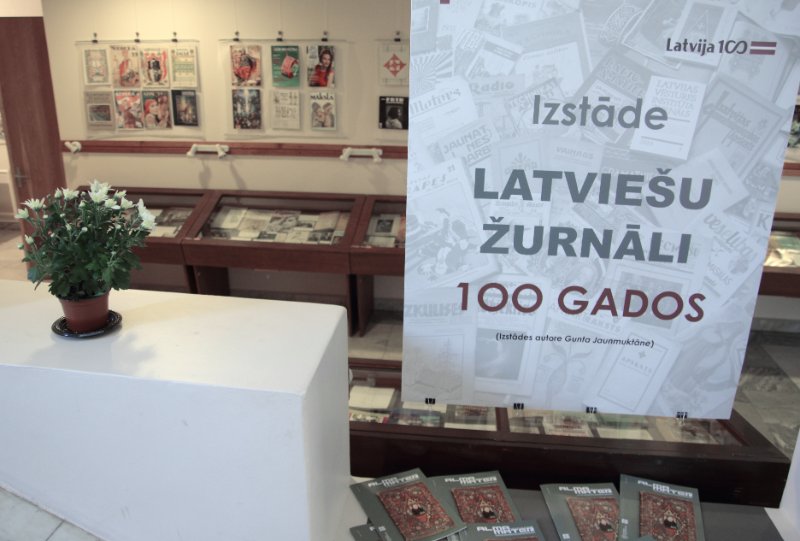 Izstāde «Latviešu žurnāli 100 gados» Latvijas Universitātes Akadēmiskajā bibliotēkā. null