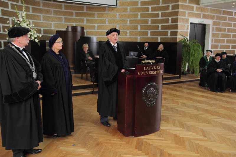 Latvijas Universitātes 99. gadadienai veltīta LU Senāta svinīgā sēde. Doktoru promocijas ceremonija. null