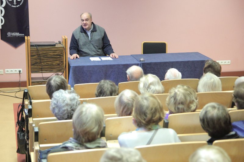 Profesora Aivara Strangas lekcija LU senioriem par Lavijas valsts pirmsākumiem. null