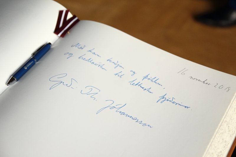 Islandes prezidenta Gudni Jouhannessona (Guðni Th. Jóhannesson) vieslekcija «Vai mazas valstis var ietekmēt? Islandes atbalsts Baltijas valstu neatkarībai 1990–1991». null