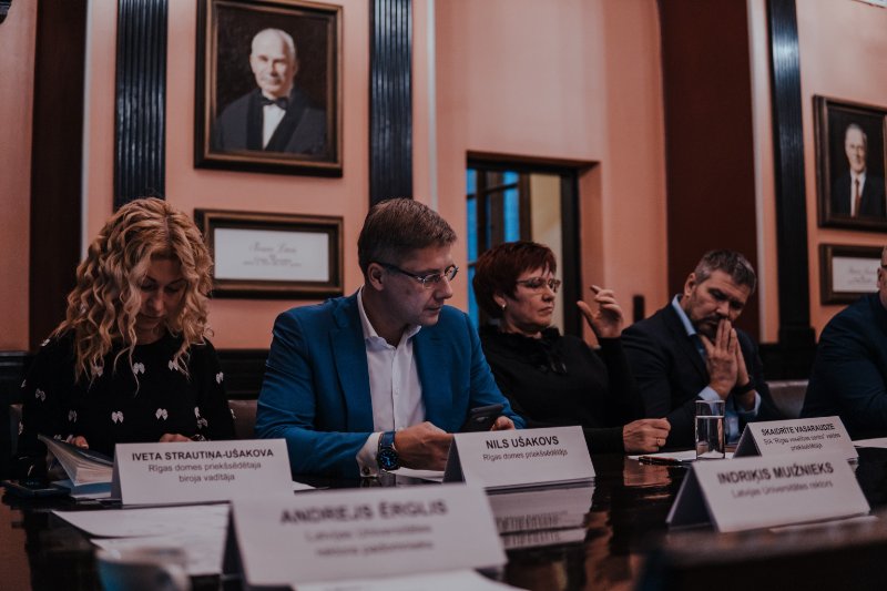 Latvijas Universitātes un Rīgas Domes vadības sanāksme par projekta «Medicīnas centrs» realizāciju. null
