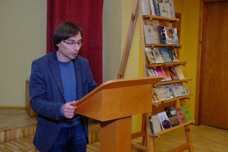 Ivana Turgeņeva 200. jubilejai veltīta starptautiska konference Latvijas Universitātes Akadēmiskajā bibliotēkā. LU Humanitāro zinātņu fakultātes doktorants Andrejs Gordins.