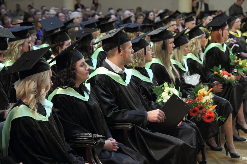 Latvijas Universitātes Biznesa, vadības un ekonomikas fakultātes izlaidums. null