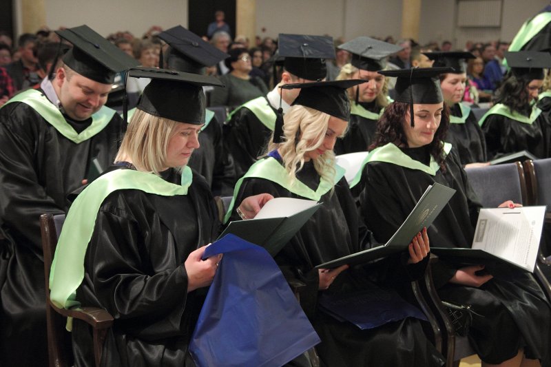 Latvijas Universitātes Biznesa, vadības un ekonomikas fakultātes izlaidums. null