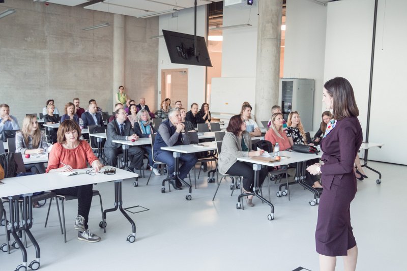 Latvijas Universitātes attīstības programmas «Ozolzīle» meistarklase «Kā biznesa idejai piesaistīt uzmanību, investīcijas un pircējus?». null