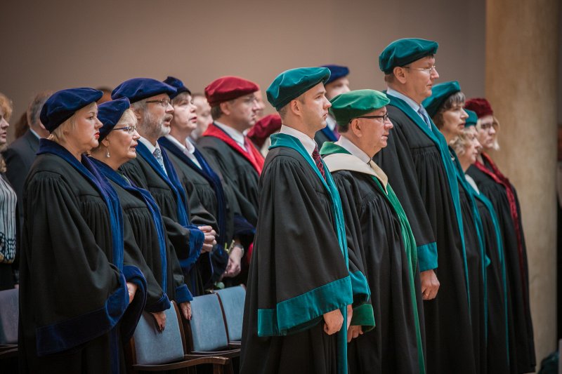 Latvijas Universitātes dibināšanas 100. gadadienas LU Senāta svinīgā sēde. null