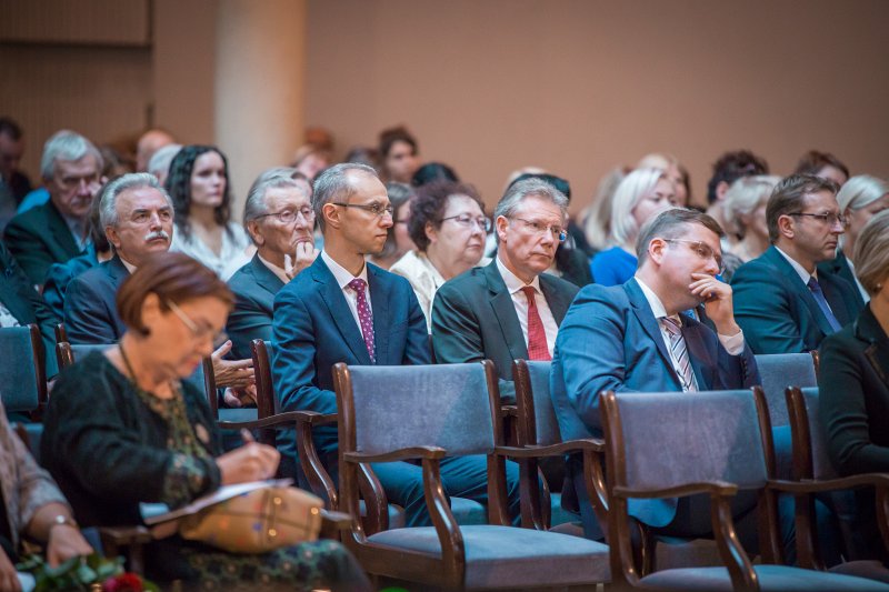 Latvijas Universitātes Juridiskās  Fakultātes simtgades  svinību ceremonija. null