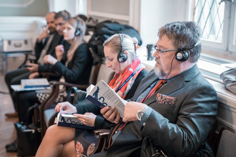 Latvijas Universitātes Juridiskās fakultātes 7. Starptautiskās zinātniskās konferences «Tiesību zinātnes uzdevumi, nozīme un nākotne tiesību sistēmās» plenārsēde. null