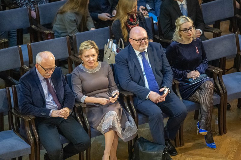 Latvijas Universitātes fonda 2019./2020. akadēmiskā gada stipendiātu sumināšana. null