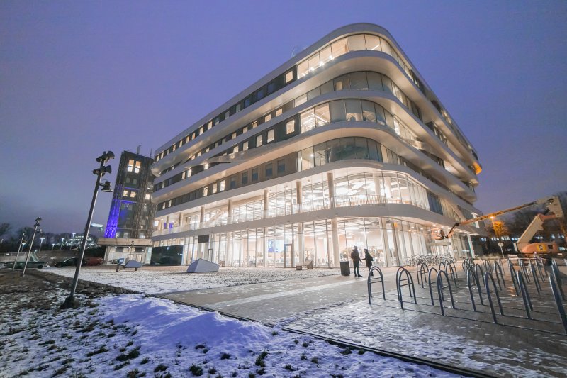 Latvijas Universitātes Akadēmiskais centrs, Zinātņu māja. null