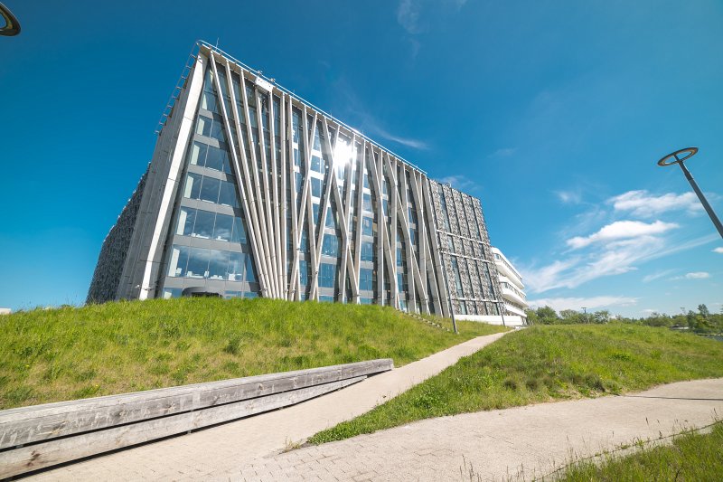 Latvijas Universitātes Akadēmiskā centra Dabas māja. null