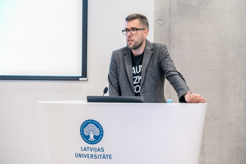 Latvijas Universitātes pasākums „Padomi eksāmeniem”. Ģirts Zāģeris, LU Skaitliskās modelēšanas institūta zinātniskais asistents, doktorants.