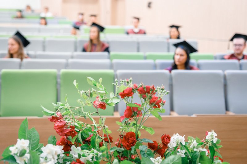 Latvijas Universitātes Ģeogrāfijas un Zemes zinātņu fakultātes izlaidums. null