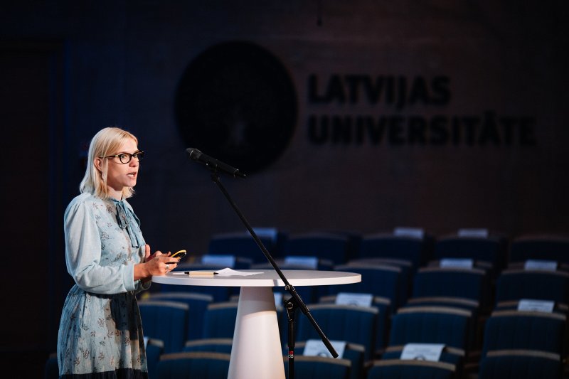 Latvijas Universitātes Jauno tehnoloģiju un inovāciju diena. Zināšanu agora. LU Latviešu valodas institūta vadošā pētniece Solvita Berra.