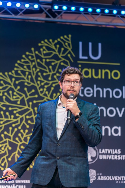 Latvijas Universitātes Jauno tehnoloģiju un inovāciju diena. Zināšanu agora. Pēteris Lesničenoks.