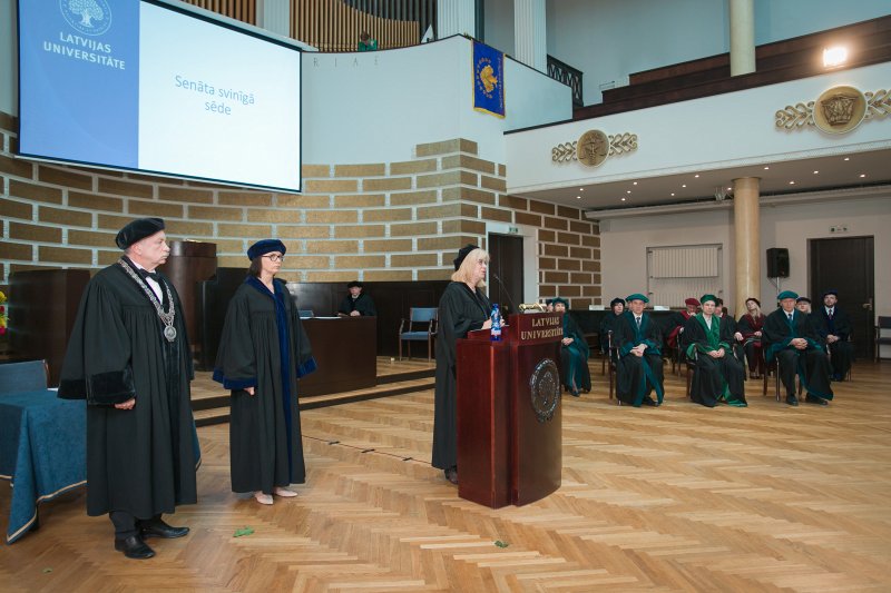 Latvijas Universitātes dibināšanas 101. gadadienas LU Senāta svinīgā sēde. Doktoru promocijas ceremonija. null