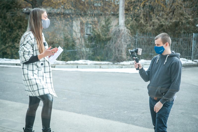 Latvijas Universitātes Atvērto durvju nedēļas tiešraides filmēšana. null