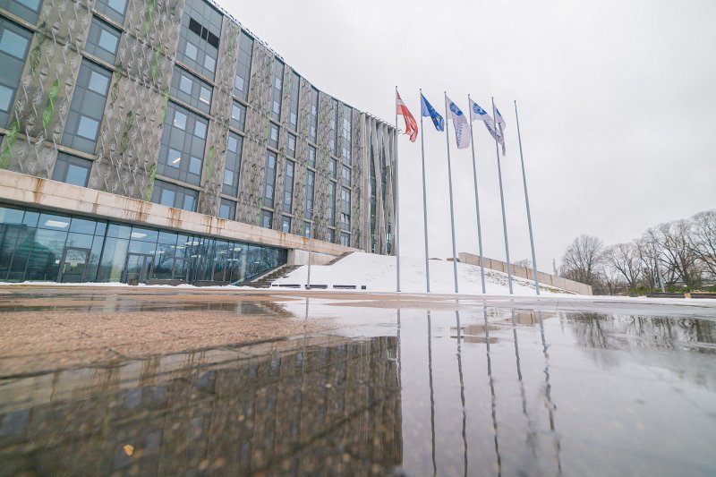 Latvijas Universitātes Akadēmiskā centra Dabas māja. null