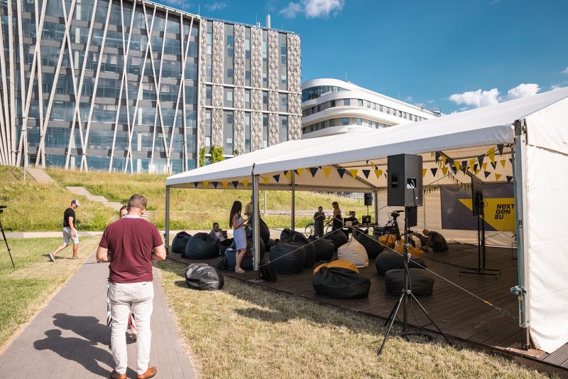 Studentu biznesa iespēju festivāla «Icebreakers» ieskaņas pasākums «100 Days ‘til Breaking the Ice». null