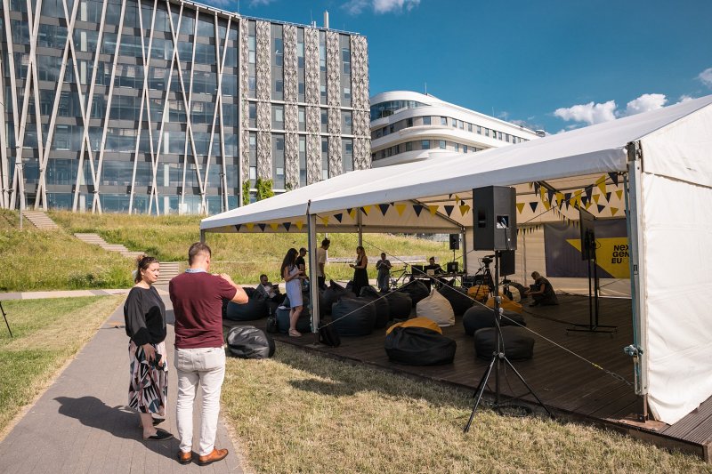 Studentu biznesa iespēju festivāla «Icebreakers» ieskaņas pasākums «100 Days ‘til Breaking the Ice». null