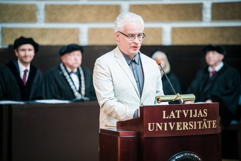 Latvijas Universitātes dibināšanas 102. gadadienai veltīta LU Senāta svinīgā sēde. Prof. Kaspars Tārs.